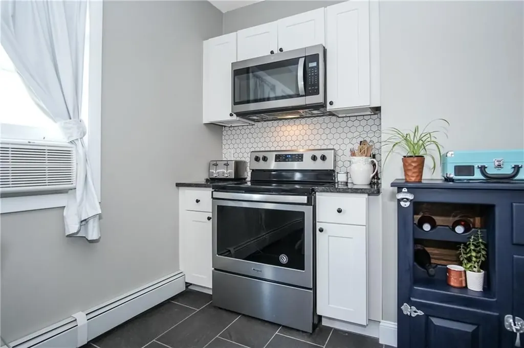 61 Emanuel Street North Providence RI 02911