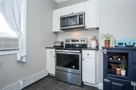 61 Emanuel Street North Providence RI 02911