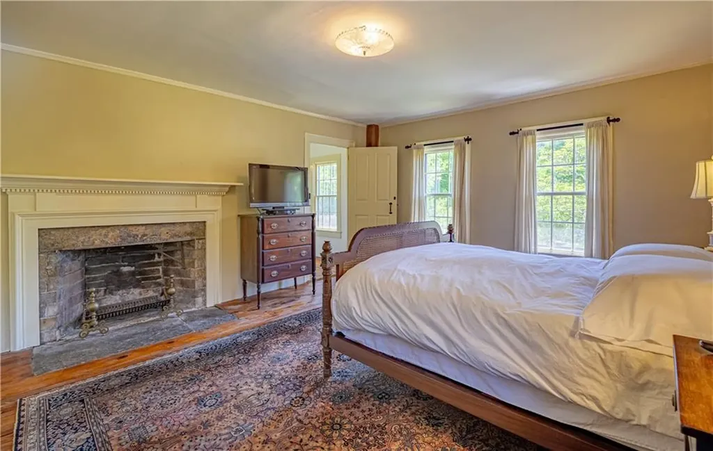 123 Foster Center Road Foster RI 02825
