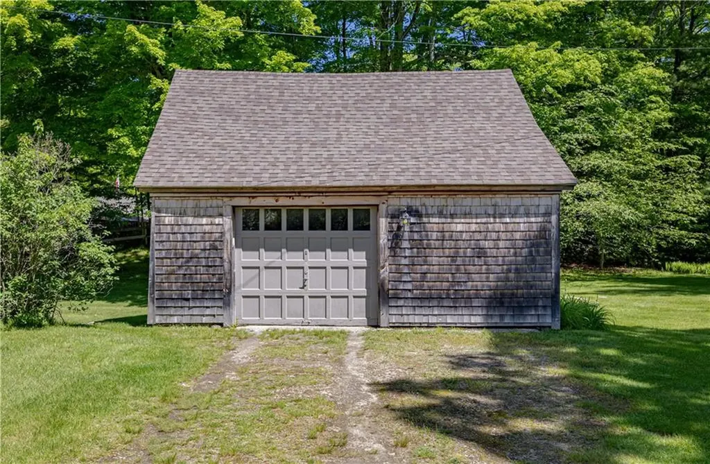 123 Foster Center Road Foster RI 02825