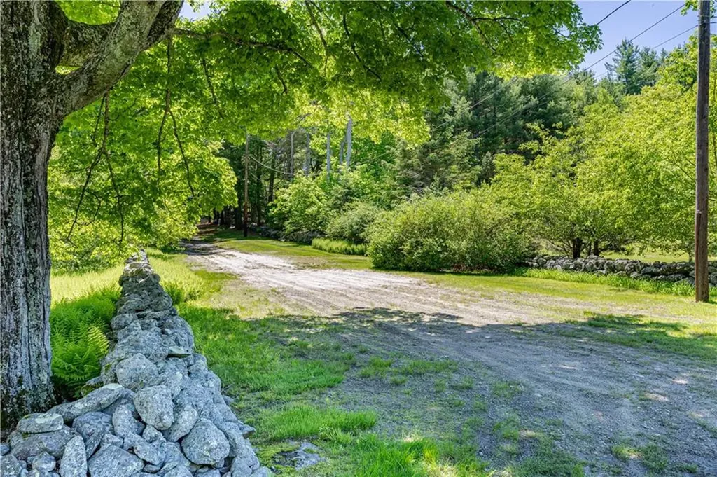 123 Foster Center Road Foster RI 02825