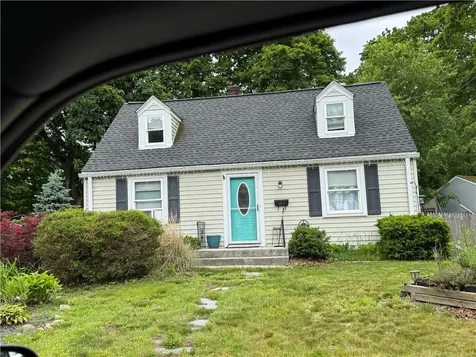 105 Lake Drive North Kingstown RI 02852