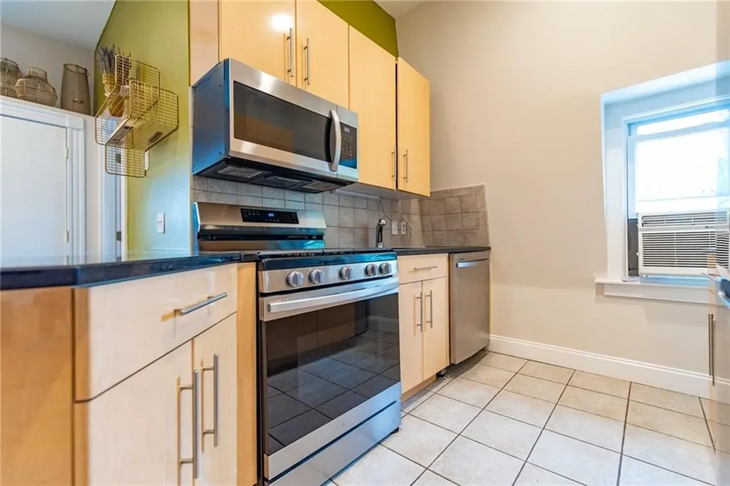 1403 Westminster Street Providence RI 02909