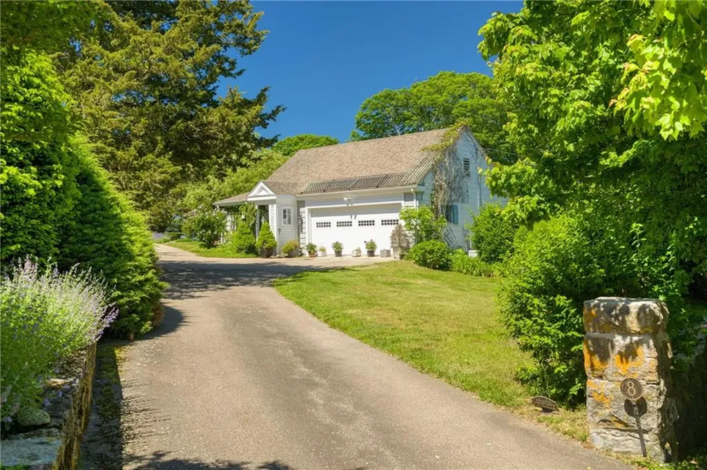 8 Chapel Place Westerly RI 02891