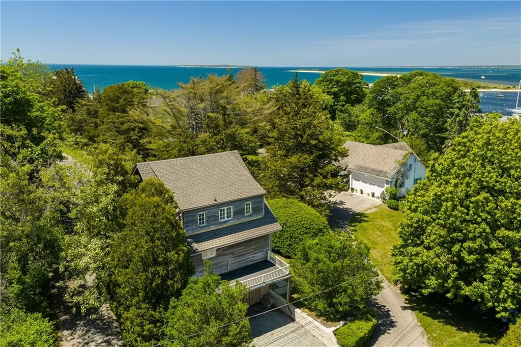 6 Chapel Place Westerly RI 02891