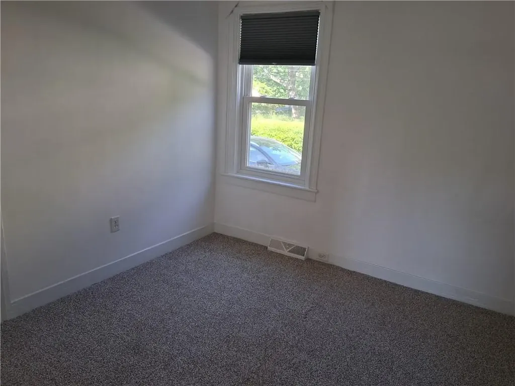 103 Roger Williams Avenue East Providence RI 02916