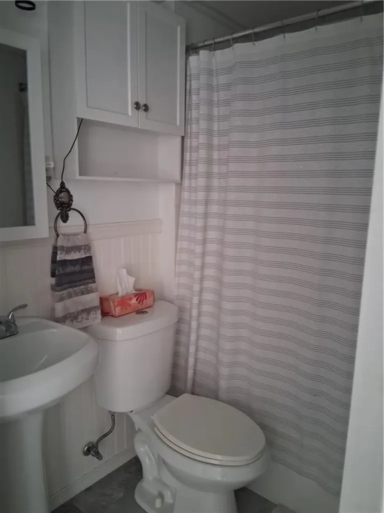 103 Roger Williams Avenue East Providence RI 02916