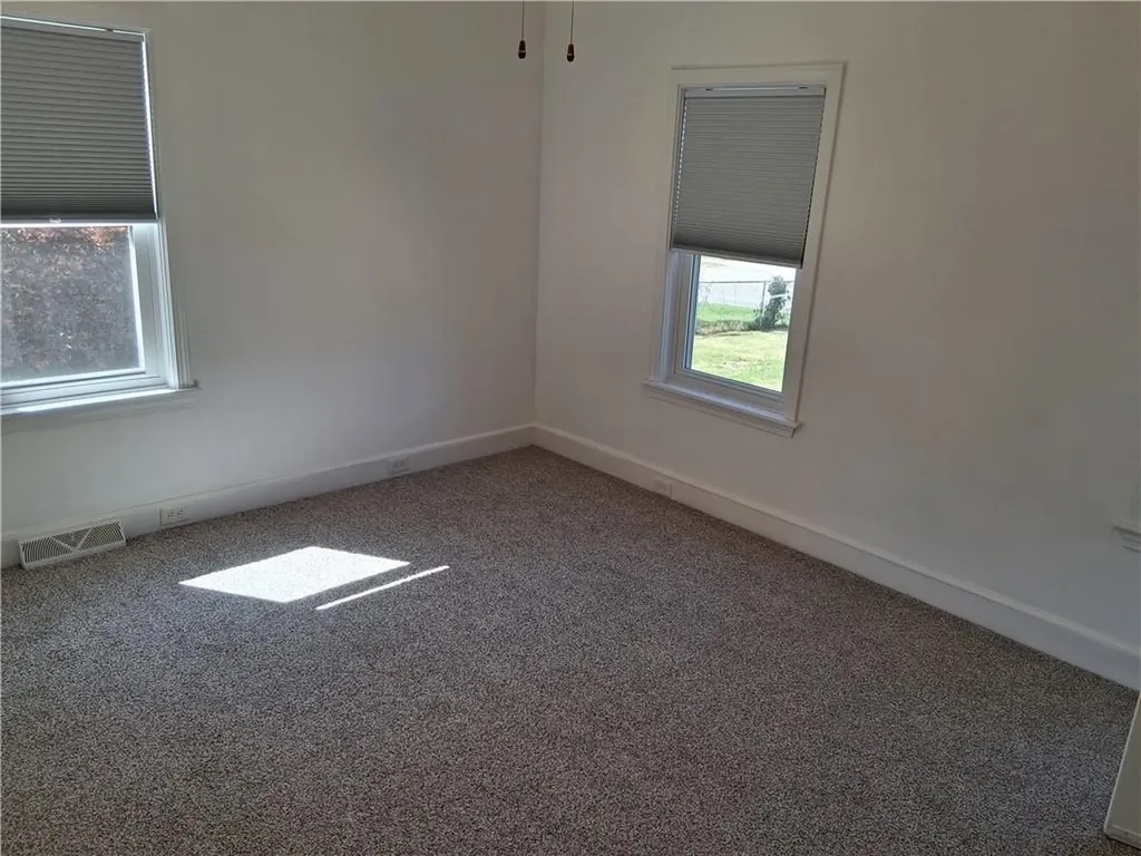 103 Roger Williams Avenue East Providence RI 02916