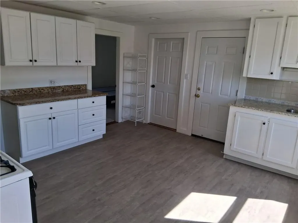 103 Roger Williams Avenue East Providence RI 02916