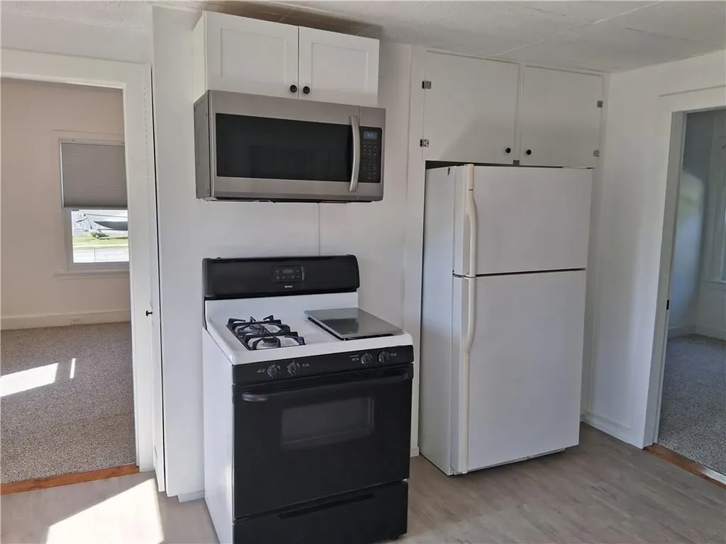 103 Roger Williams Avenue East Providence RI 02916