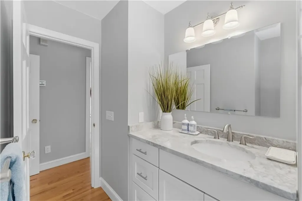 38 Gondola Avenue Jamestown RI 02835