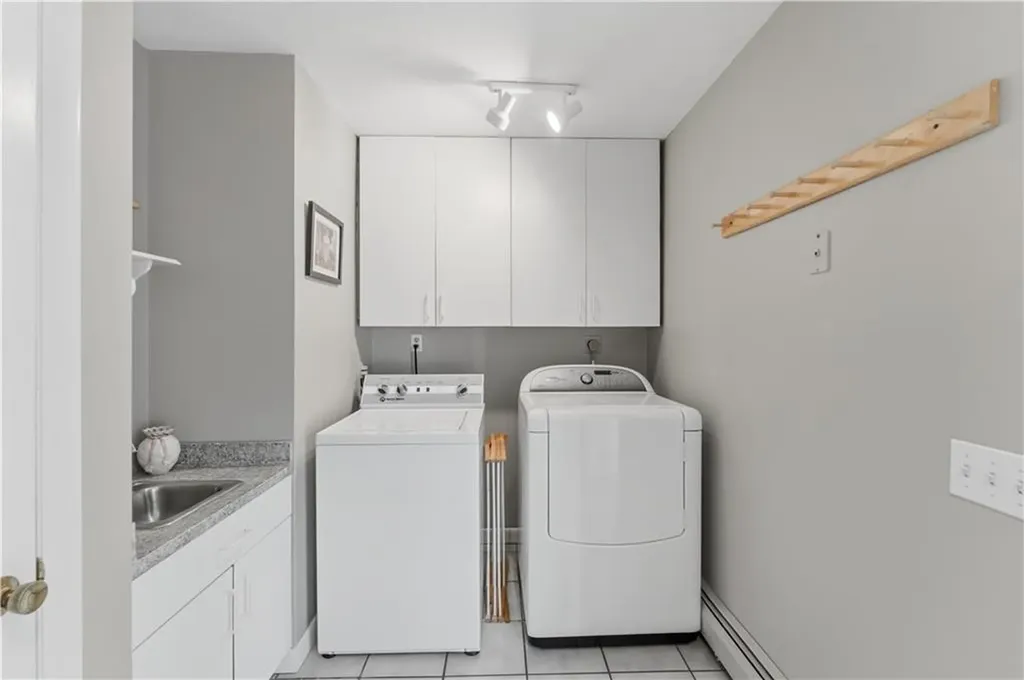 38 Gondola Avenue Jamestown RI 02835