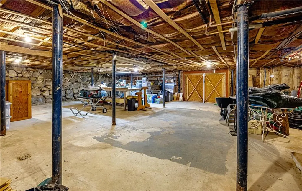 121 123 Foster Center Road Foster RI 02825