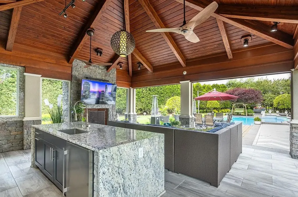 126 Cliff Drive Narragansett RI 02882