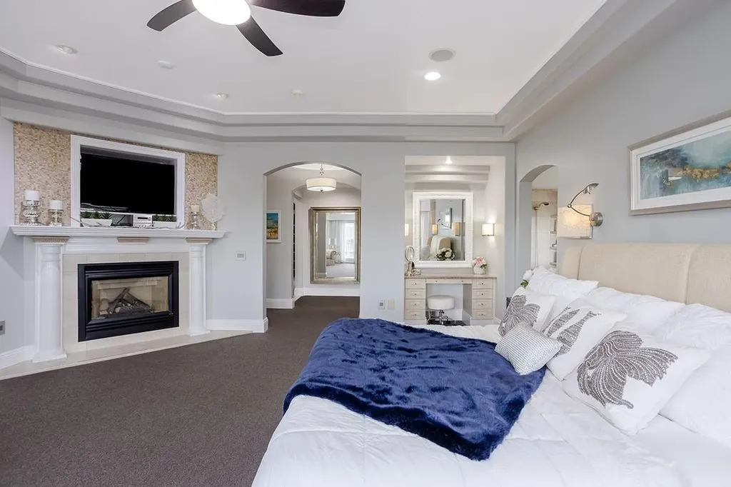 126 Cliff Drive Narragansett RI 02882