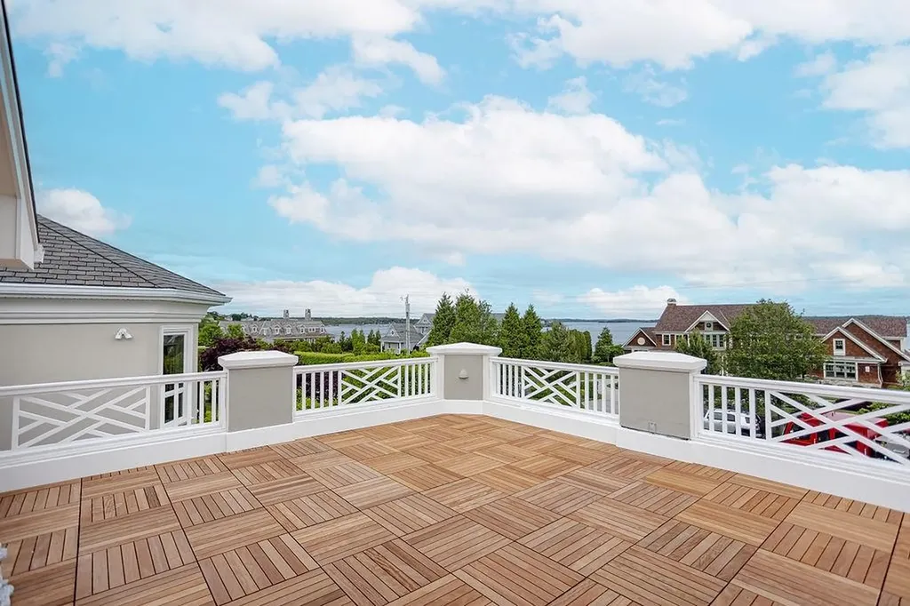 126 Cliff Drive Narragansett RI 02882