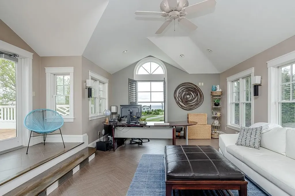 126 Cliff Drive Narragansett RI 02882