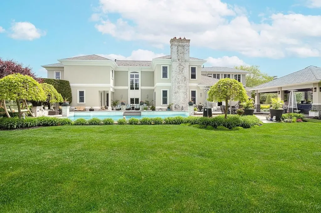 126 Cliff Drive Narragansett RI 02882
