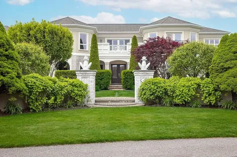 126 Cliff Drive Narragansett RI 02882