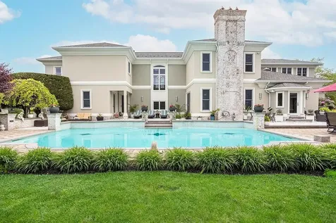 126 Cliff Drive Narragansett RI 02882