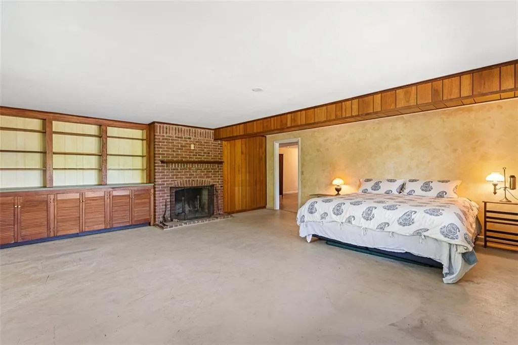 28 Lakeside Drive Narragansett RI 02882