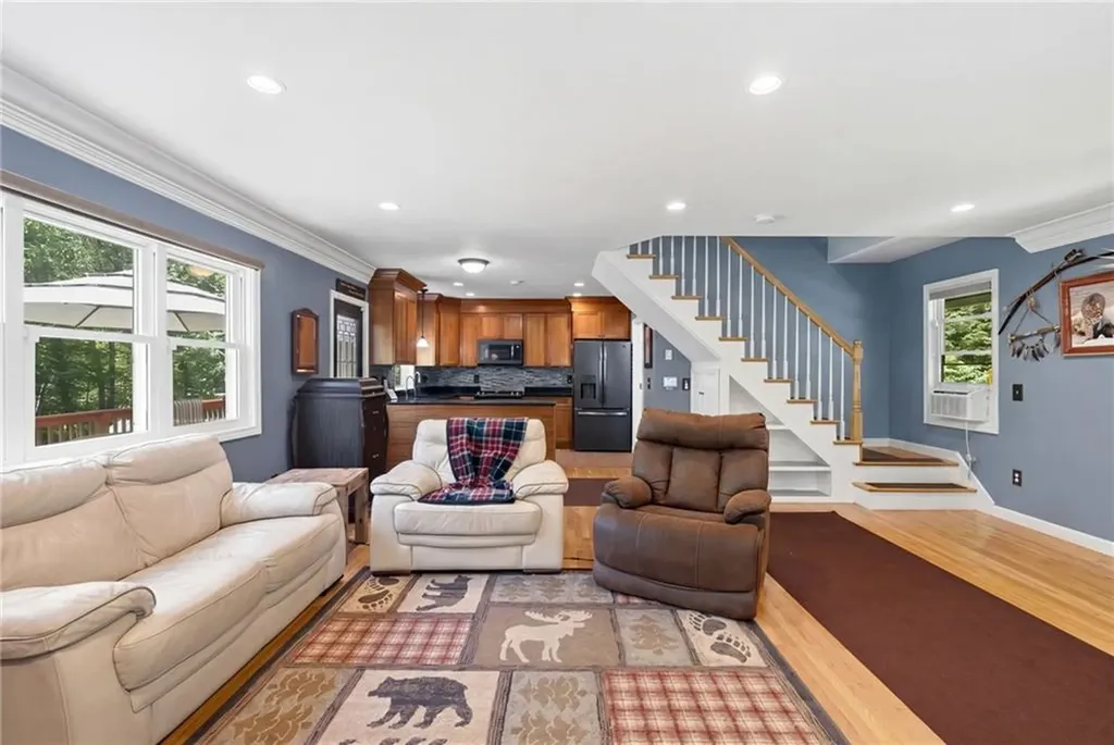 193 Lake Washington Drive Glocester RI 02814