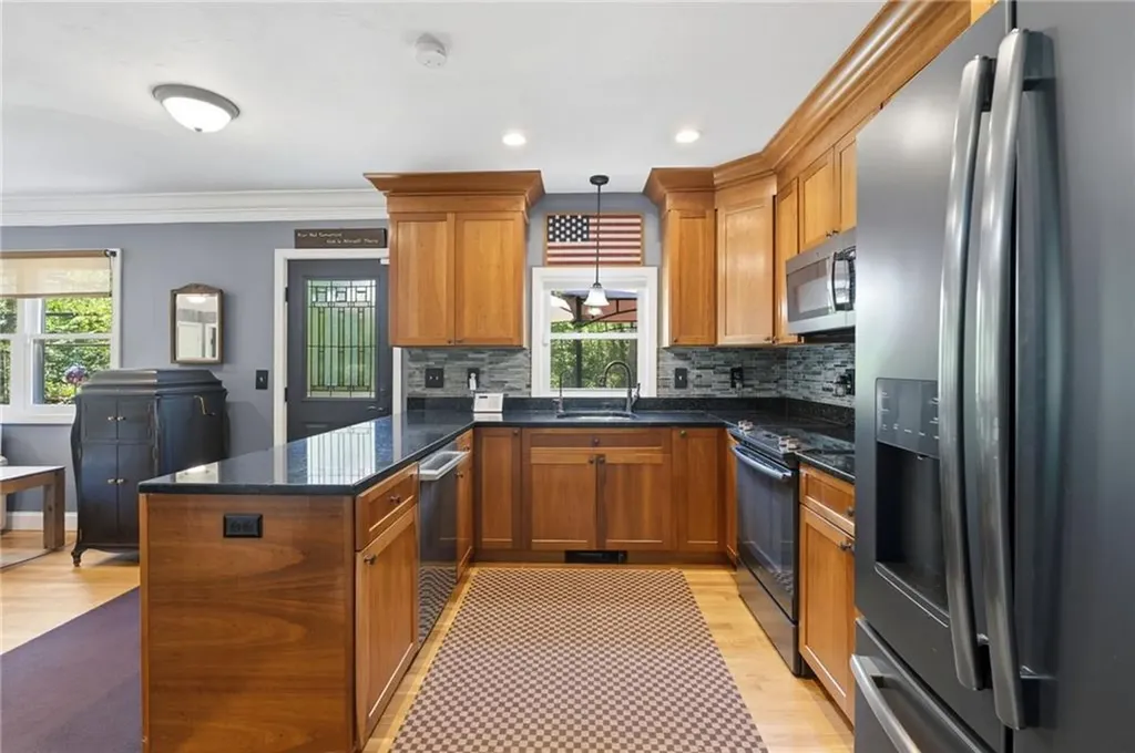 193 Lake Washington Drive Glocester RI 02814