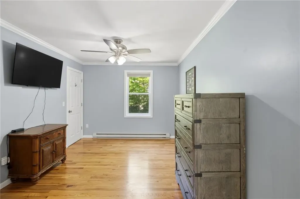 193 Lake Washington Drive Glocester RI 02814