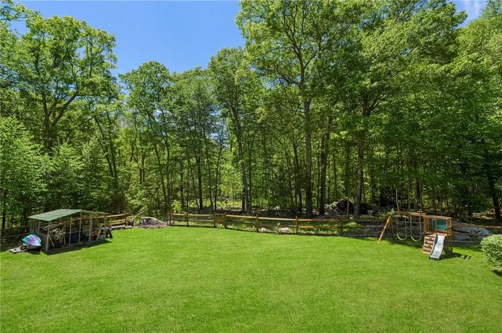 193 Lake Washington Drive Glocester RI 02814