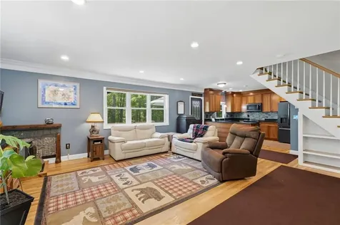193 Lake Washington Drive Glocester RI 02814
