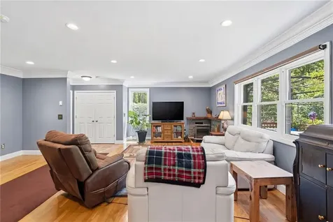 193 Lake Washington Drive Glocester RI 02814