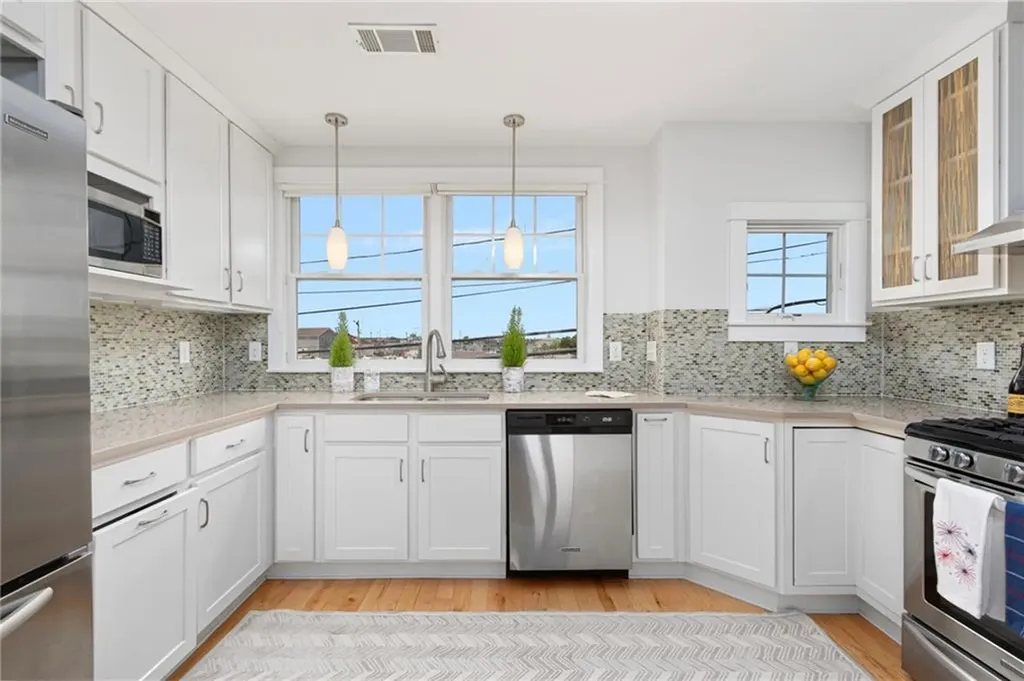236 D Sand Hill Cove Road Narragansett RI 02882