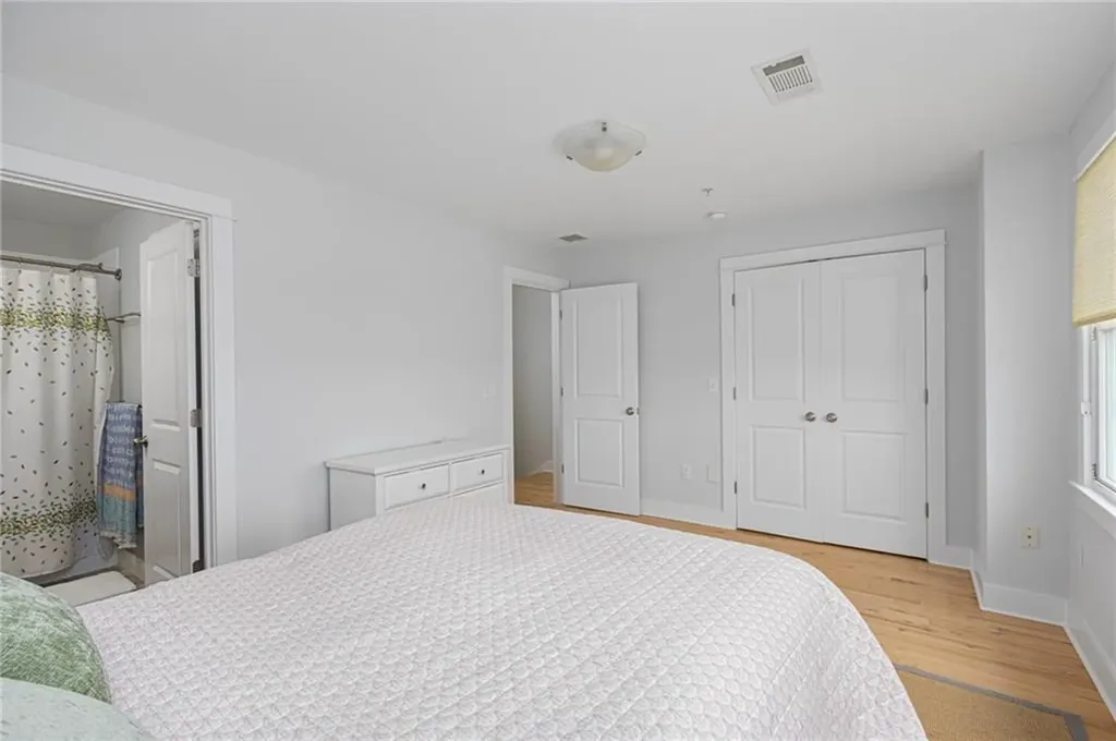 236 D Sand Hill Cove Road Narragansett RI 02882