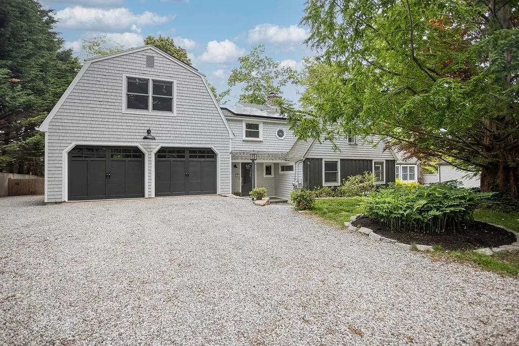 30 Standish Road Jamestown RI 02835