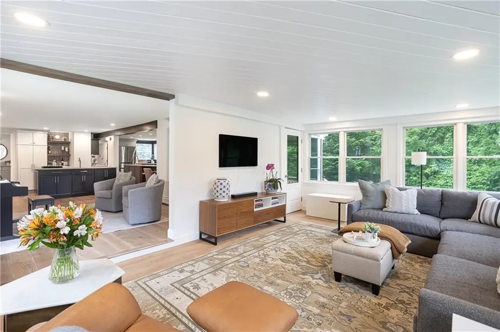 30 Standish Road Jamestown RI 02835