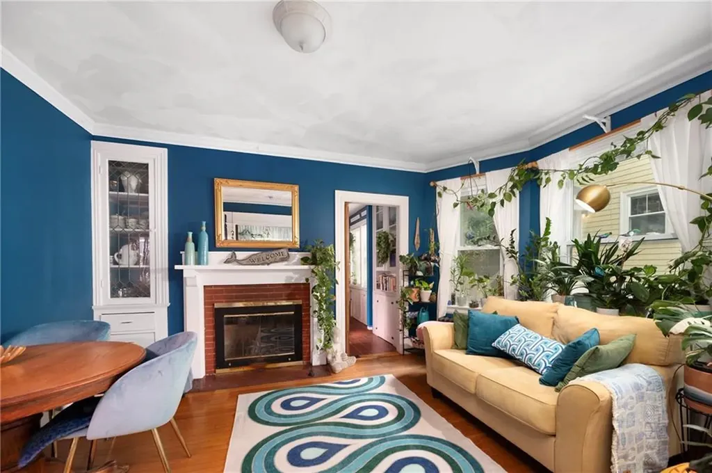 341 343 Lloyd Avenue Providence RI 02906