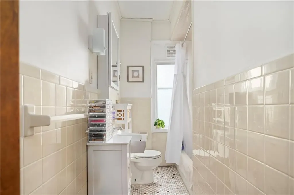 341 343 Lloyd Avenue Providence RI 02906
