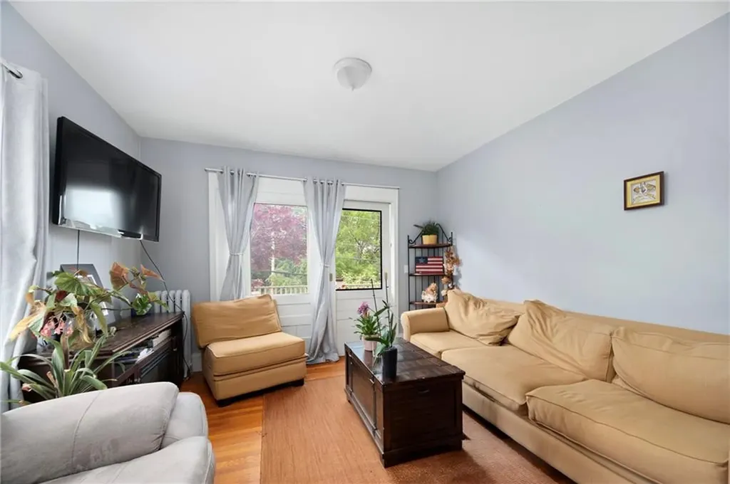 341 343 Lloyd Avenue Providence RI 02906