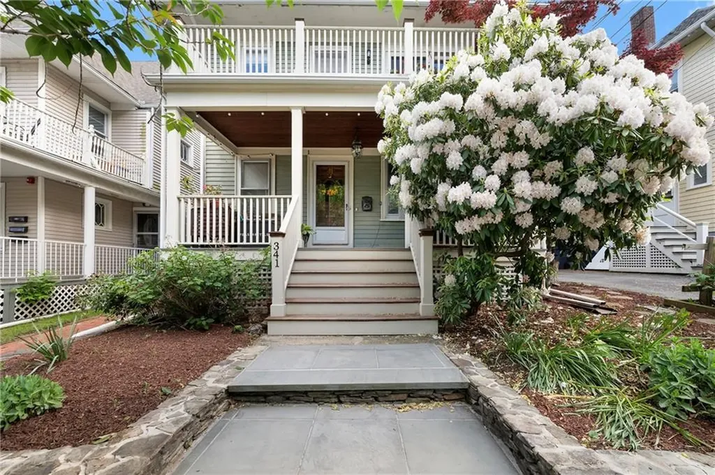 341 343 Lloyd Avenue Providence RI 02906