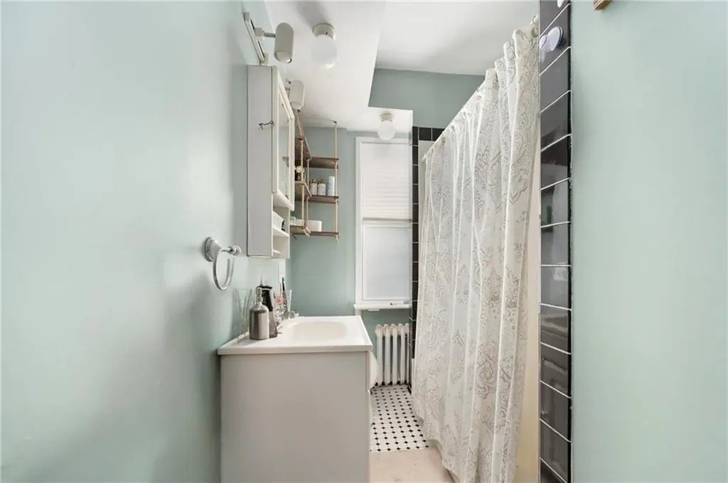 341 343 Lloyd Avenue Providence RI 02906