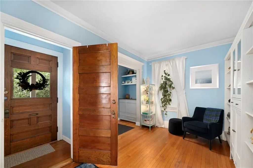 341 343 Lloyd Avenue Providence RI 02906