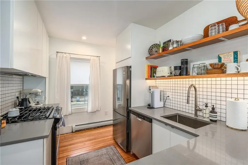 35 Wood Street Providence RI 02909