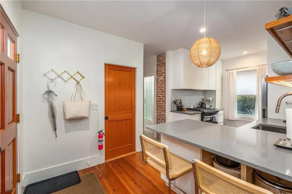 35 Wood Street Providence RI 02909