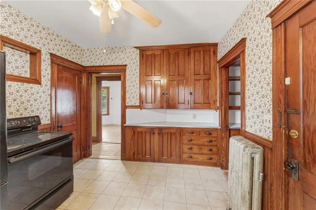 220 Lenox Avenue Providence RI 02907