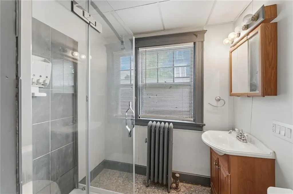 220 Lenox Avenue Providence RI 02907