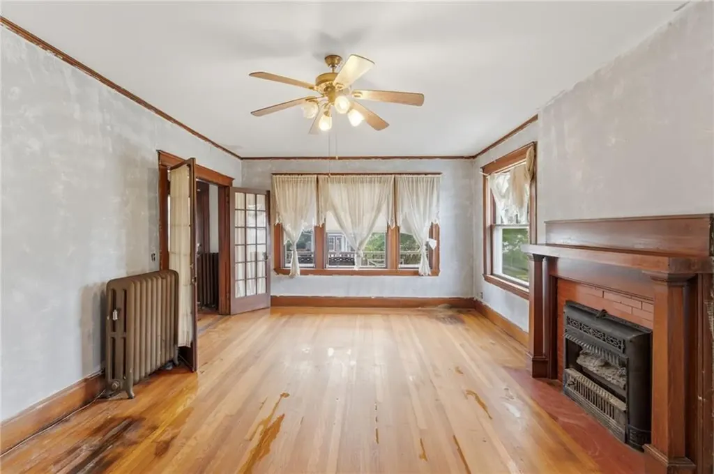 220 Lenox Avenue Providence RI 02907