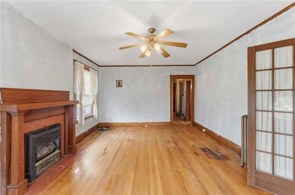 220 Lenox Avenue Providence RI 02907