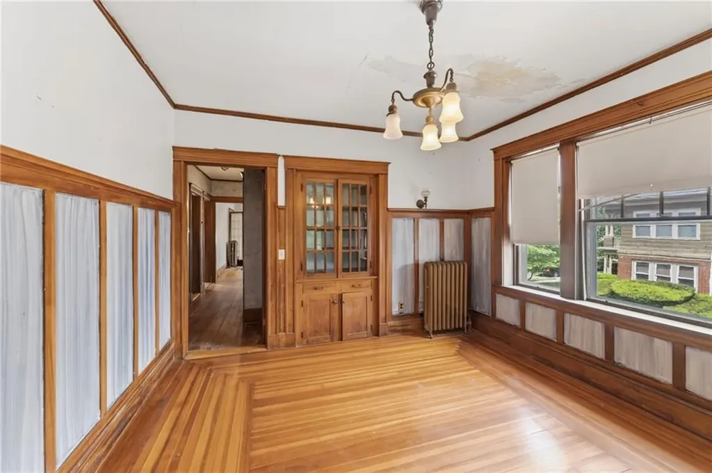 220 Lenox Avenue Providence RI 02907