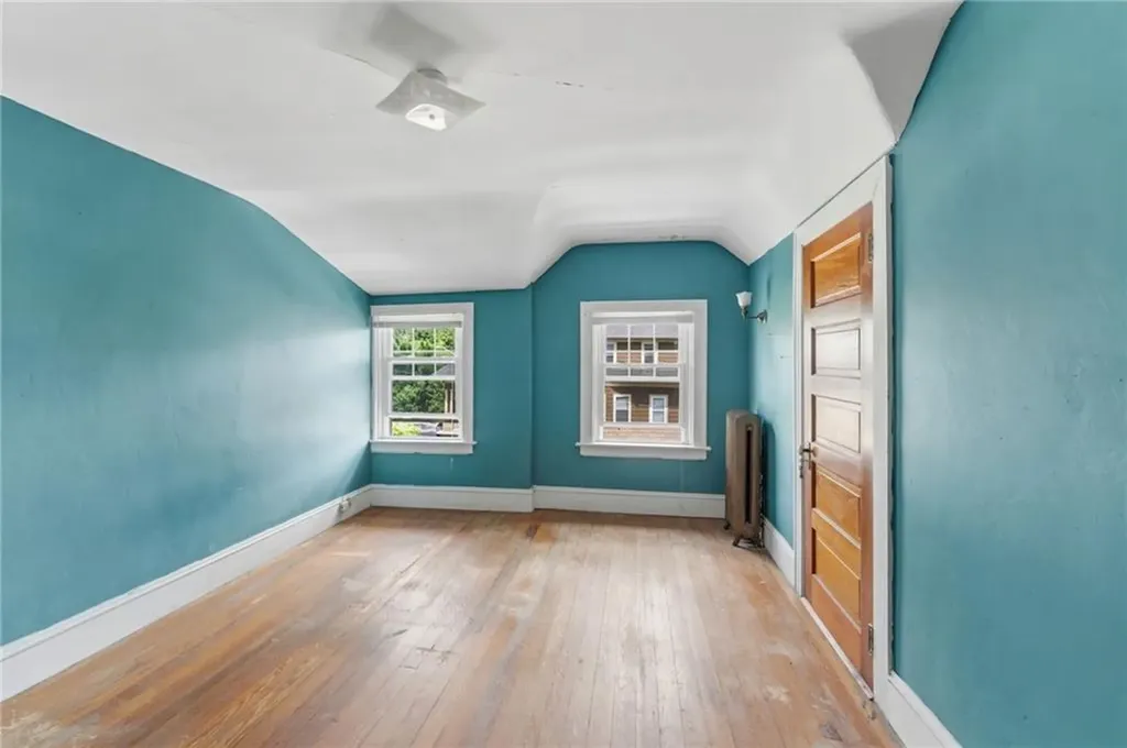 220 Lenox Avenue Providence RI 02907