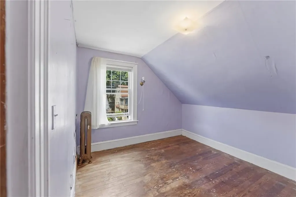 220 Lenox Avenue Providence RI 02907
